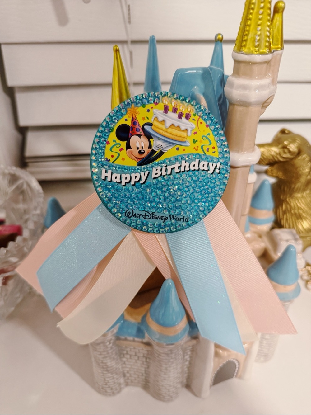 DISNEY WORLD BIRTHDAY BUTTON PIN
